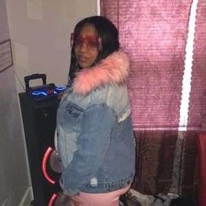 Meet your Posher, Tisha